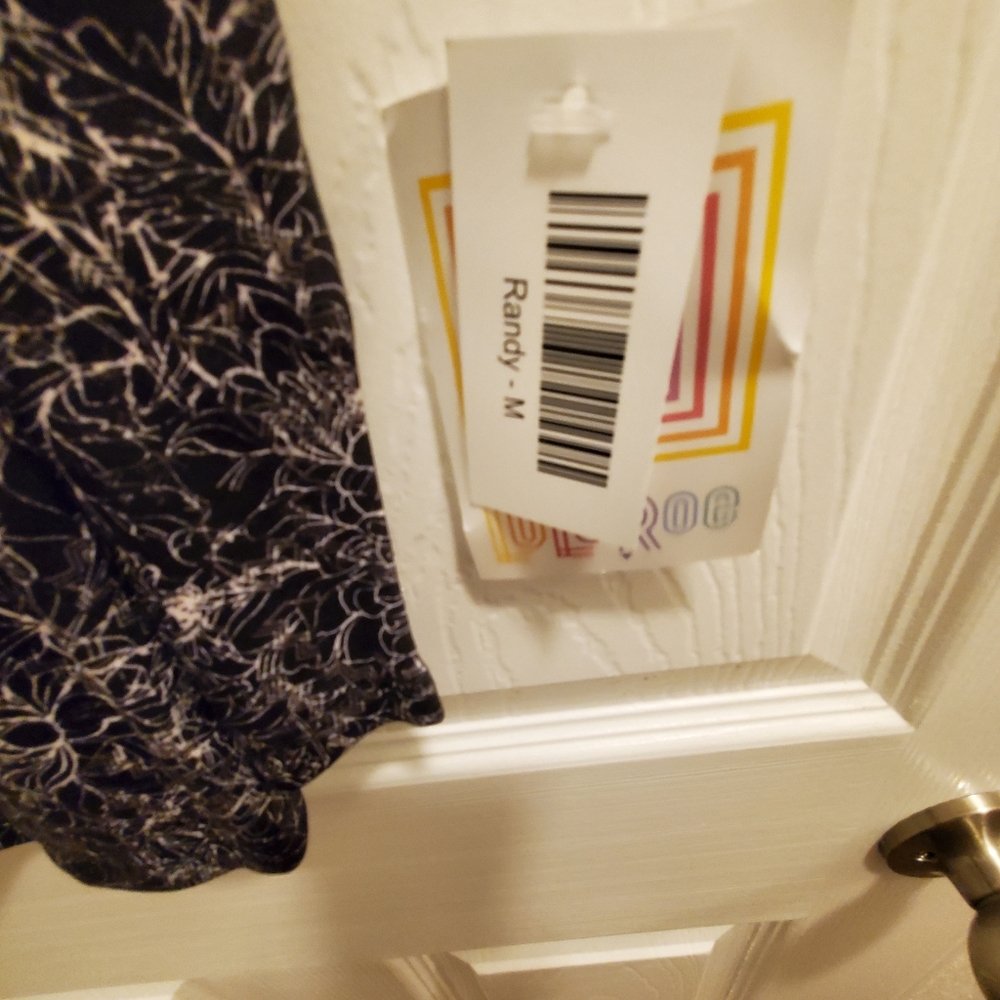 *NWT Lularoe Randy* - Picture 4 of 4